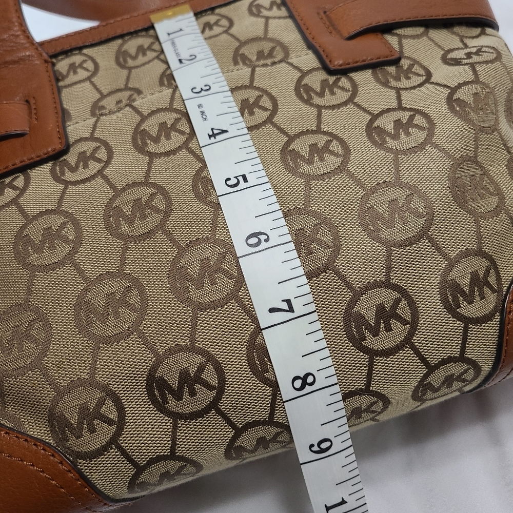 Michael Kors Canvas Monogram with‎ Leather Trim Tote - Picture 8 of 10
